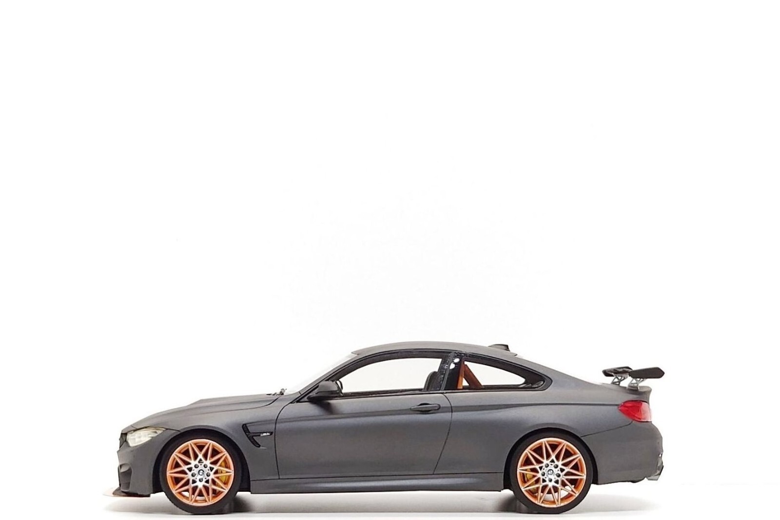 ソリド 1/18 BMW \"JBT Interceptor\" ソリド 1/18 BMW 