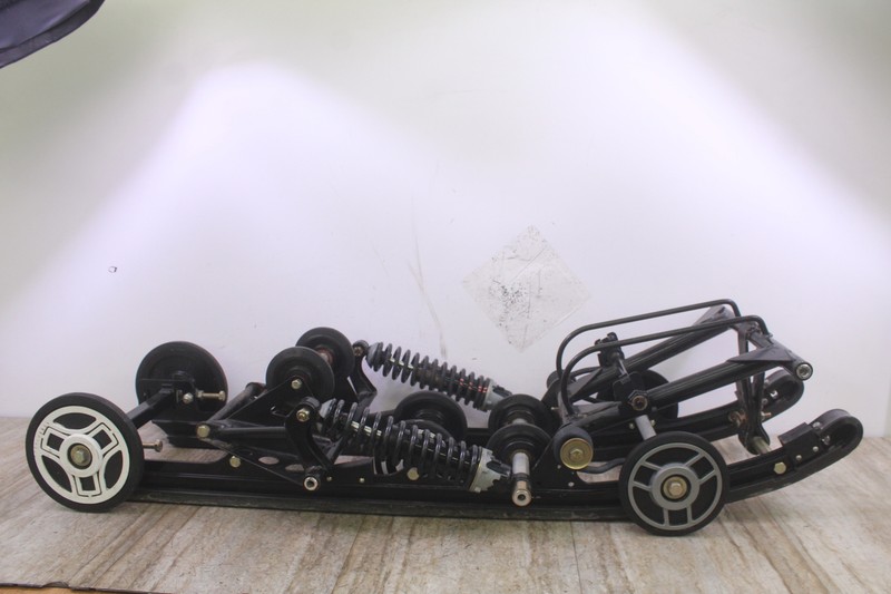 SKⅡ 1993 SKI-DOO SAFARI 377 Rear Suspension Skid 124