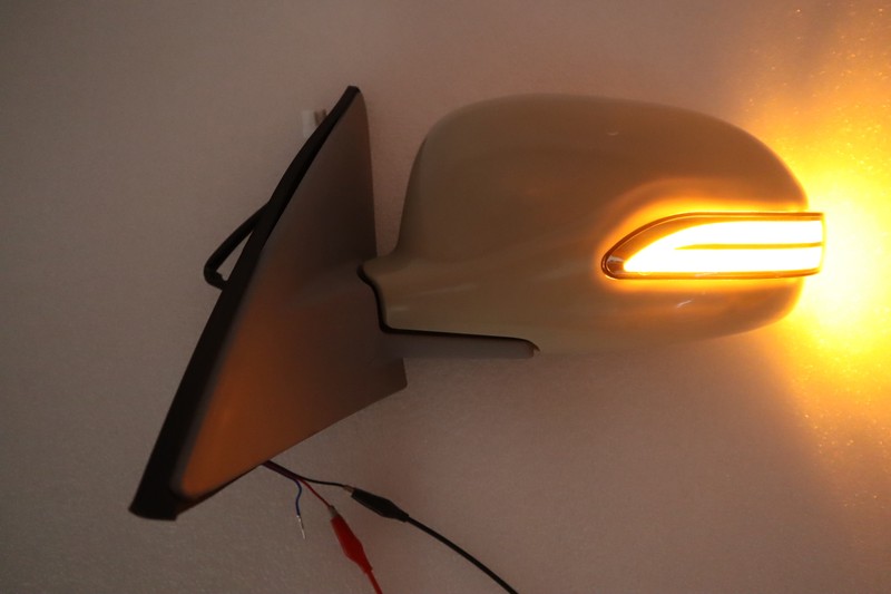 Manual Folding LED Signal Side Mirrors For 1996 97 98 99 00 Mirage
