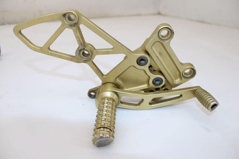 06-07 ZX10R VORTEX REARSET REAR SET FOOT PEG RIGHT LEFT OEM 06-07 ZX10R VORTEX REARSET REAR SET FOOT PEG RIGHT LEFT OEM