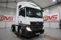 2017 (17 PLATE) Mercedes Benz ACTROS 1840 4x2 Euro 6 Tractor Units