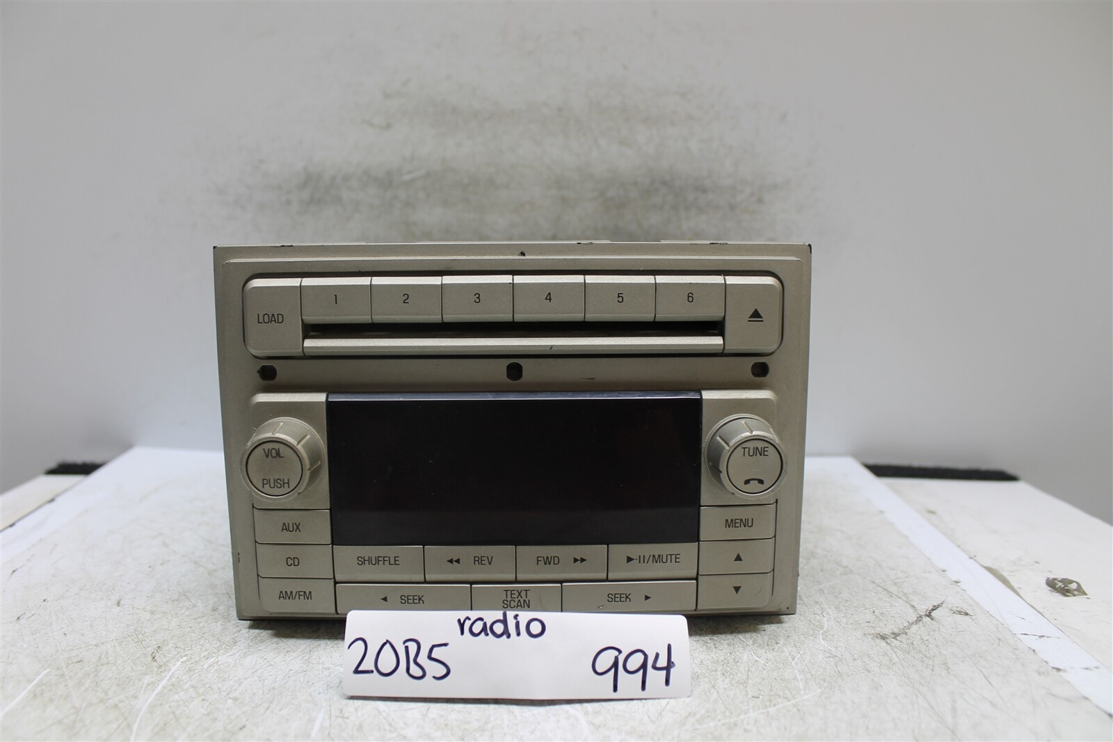 6H6T18C815AL Lincoln Zephyr 2006 AM FM Radio Receiver CD