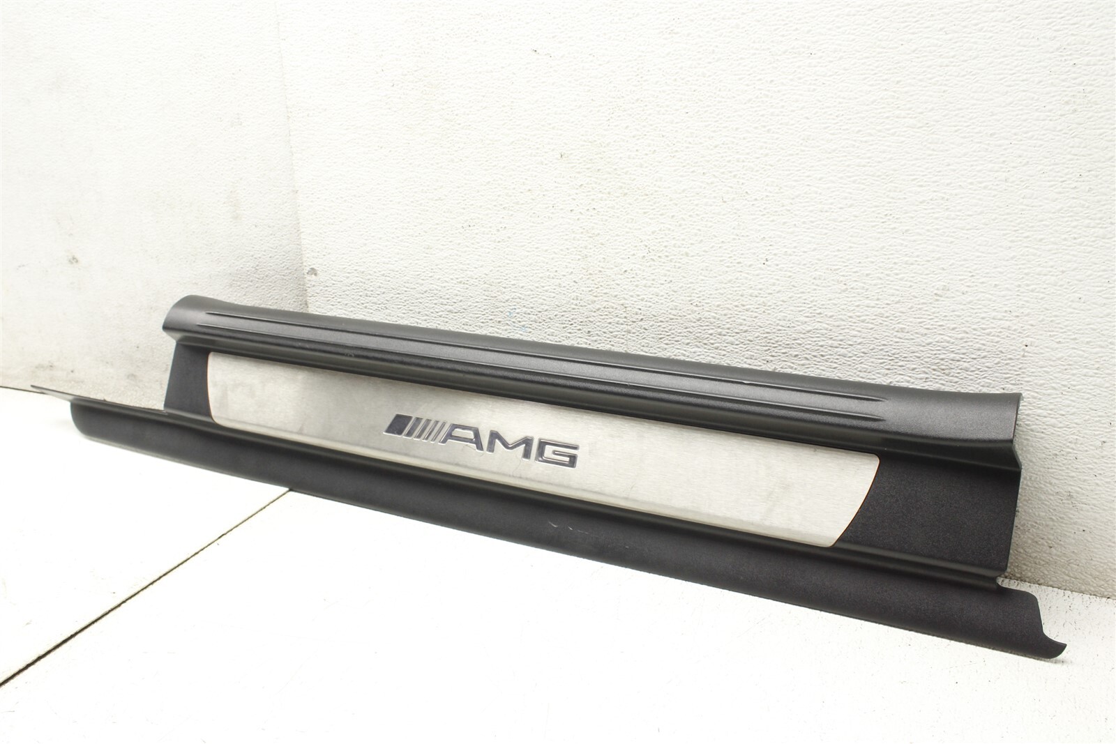 ご確認用 2007 Mercedes-Benz SLK 55 AMG Door Sill Cover Panel Trim