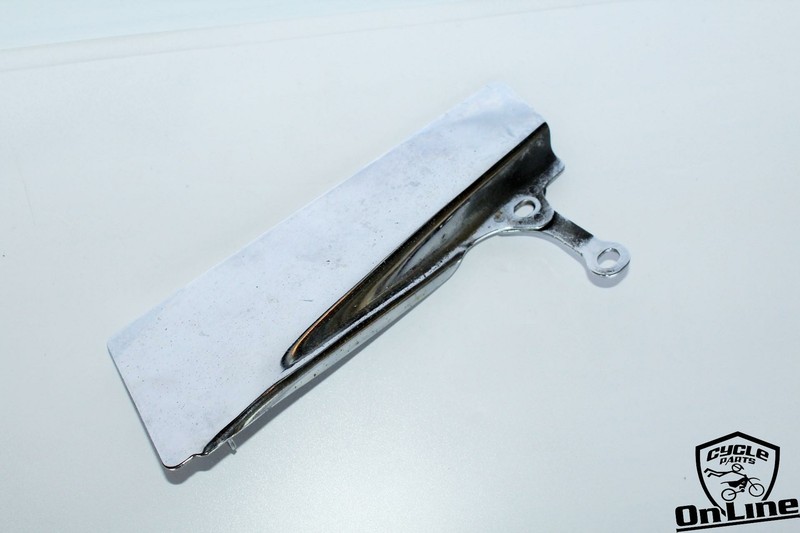 カナダ 05 SUZUKI BOULEVARD S40 SAVAGE LS650 BELT CASE, LOWER 61320-24B02