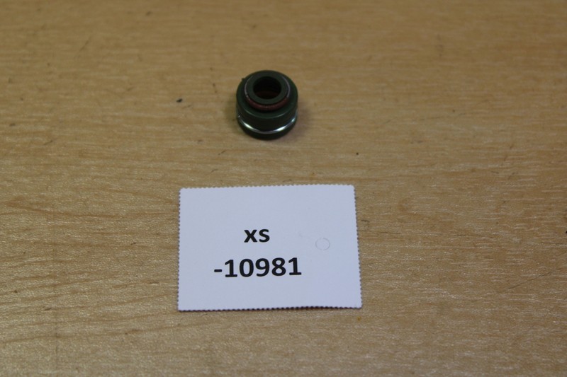 Kawasaki 92049-016 Oil Seal Nos Neu Genuine Xs10981