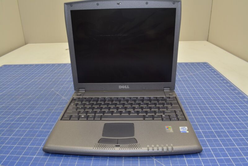 Pp03s / Laptop Computer / Dell