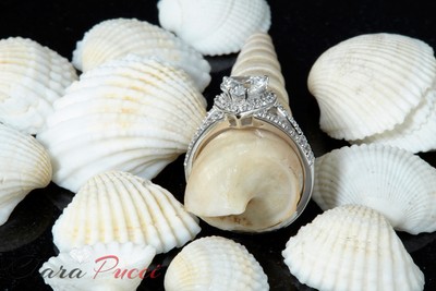 Pre-owned Pucci 1.75ct Heart Simulated Halo Solitaire Promise Anniversary Ring 14k White Gold In White/colorless
