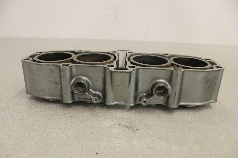 1993 Kawasaki Ninja ZX6 ZX600D ENGINE MOTOR PISTON CYLINDERS BLOCK