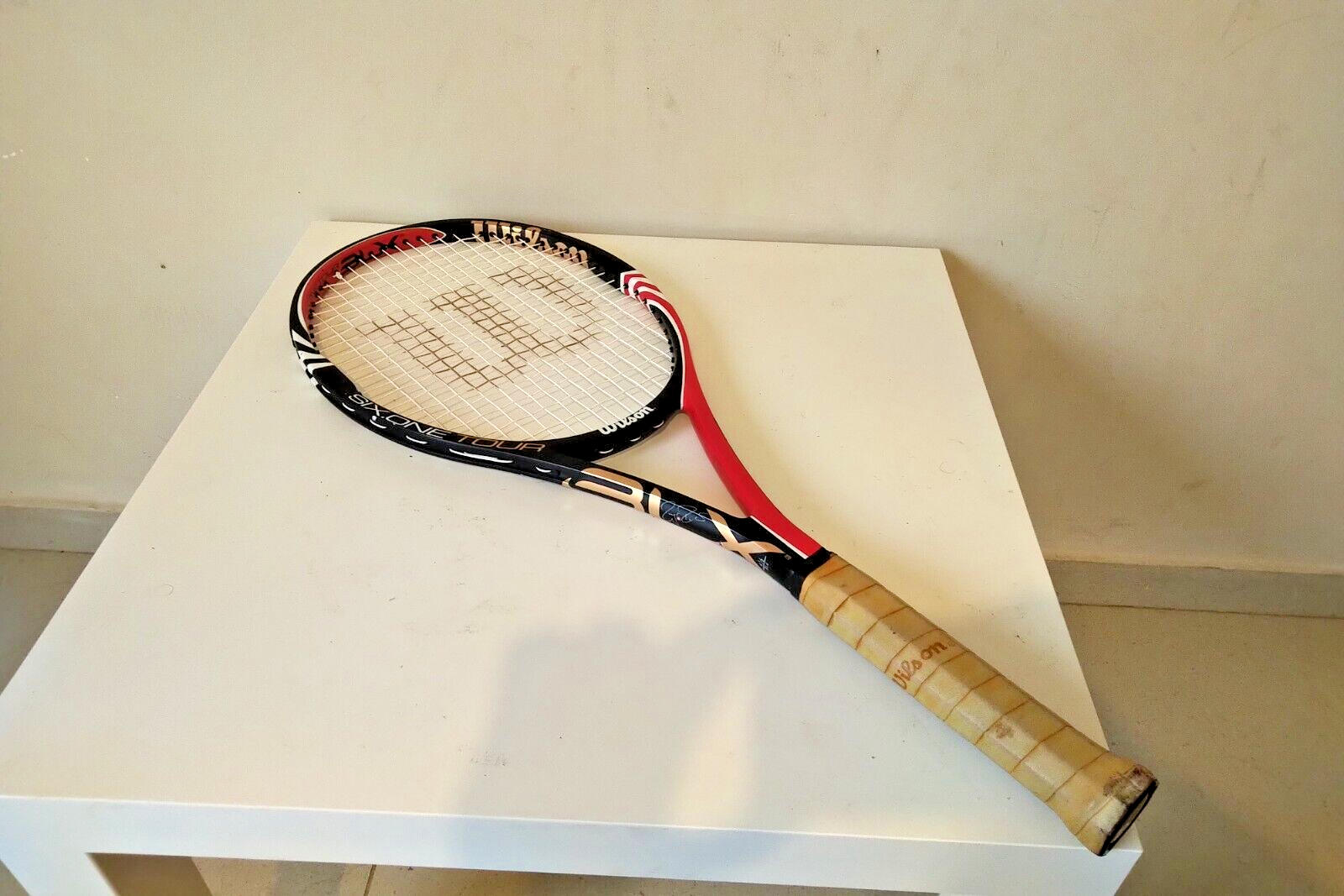 ラケット(硬式用) Wilson SIX ONE TOUR 90 BLX US339g s-l1200.jpg
