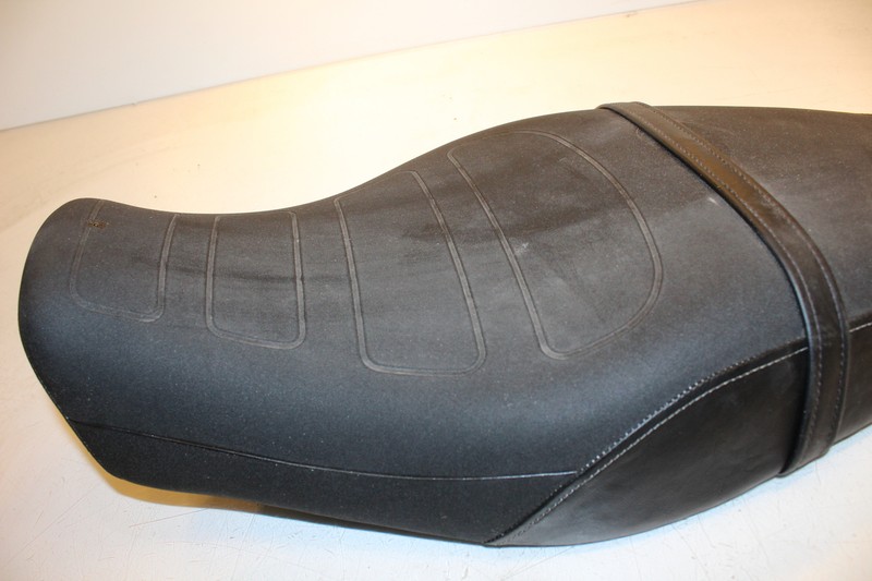 bibian公式アカウント01 z650rs シート bibian公式アカウント01