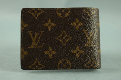 NWT Louis Vuitton M60895 Brown Monogram Canvas Multiple Bi-Fold Wallet -FreeShip