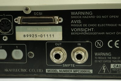 AKAI MPC 2000XL MIDI Professional Production Center -Tested -FreeShipping