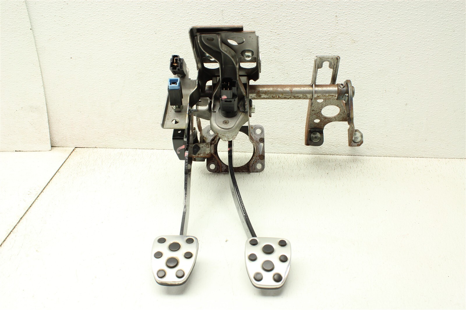 08-14 Subaru WRX STI Clutch Pedal Assembly Brake Pedals 2008