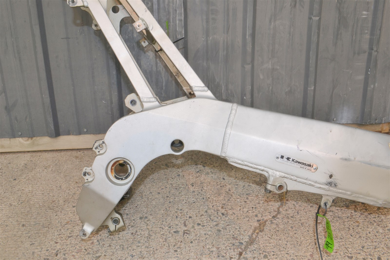 1999 Kawasaki Ninja ZX 9R Frame Main Frame Chassis Steel WI
