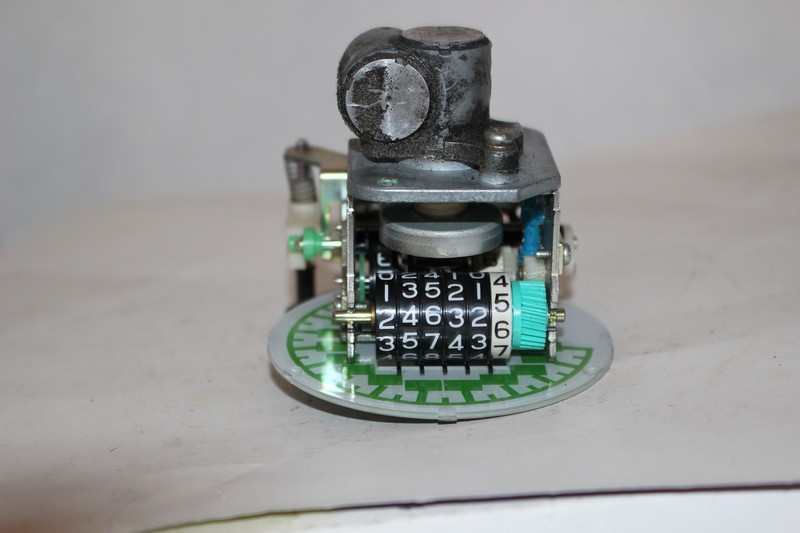 KAWASAKI NINJA ZX1000 SPEEDOMETER KILOMETER GAUGE METER (KTGU82