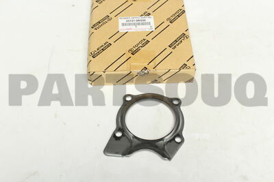 331510K030 Genuine Toyota RETAINER, OUTPUT SHAFT REAR