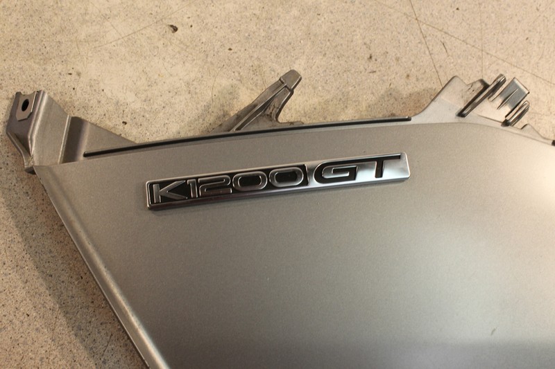 2007 BMW K1200GT ABS LEFT MID UPPER SIDE FAIRING COWL PLASTIC