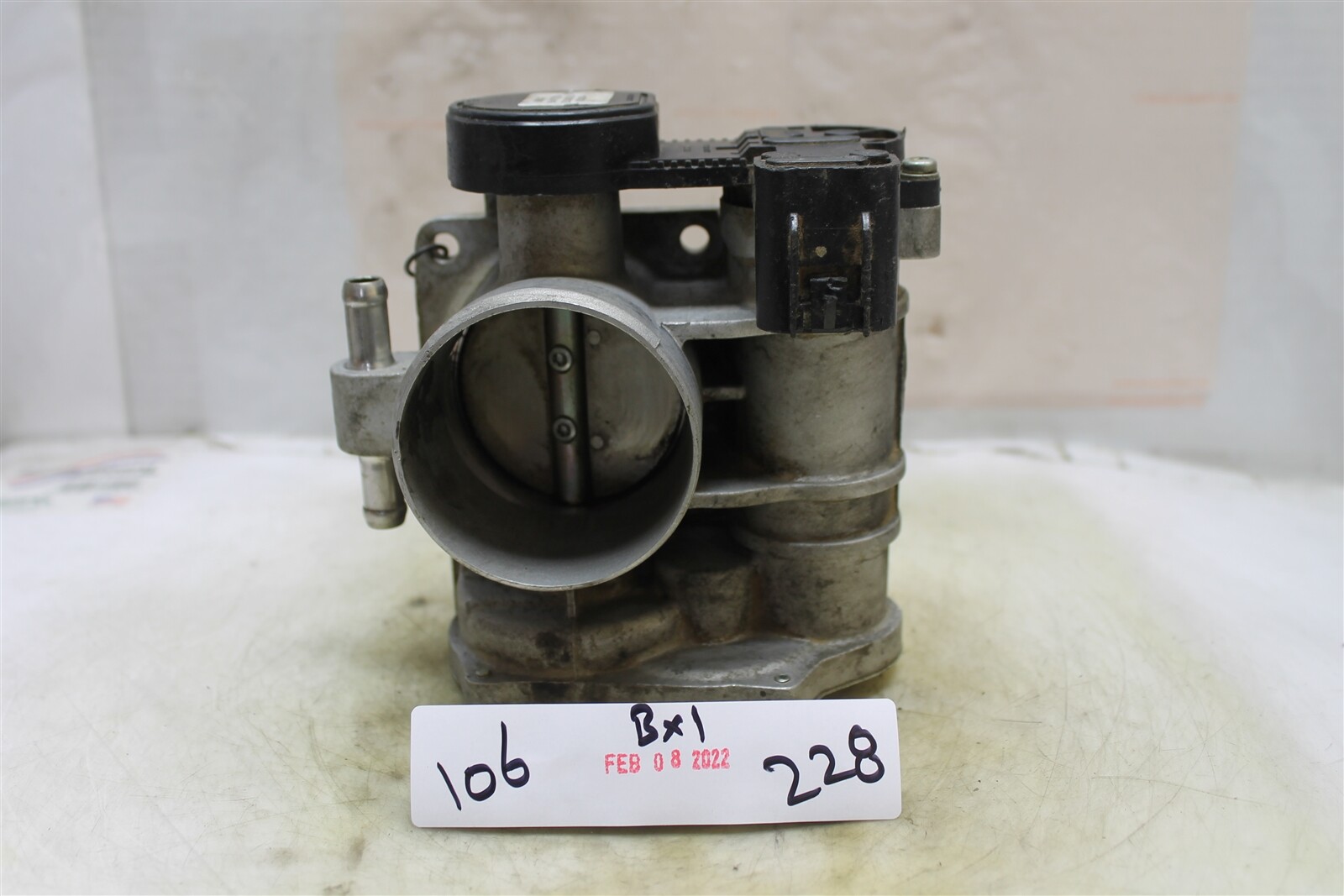 たかお 2006-2008 Suzuki Forenza Throttle Body Valve Assembly