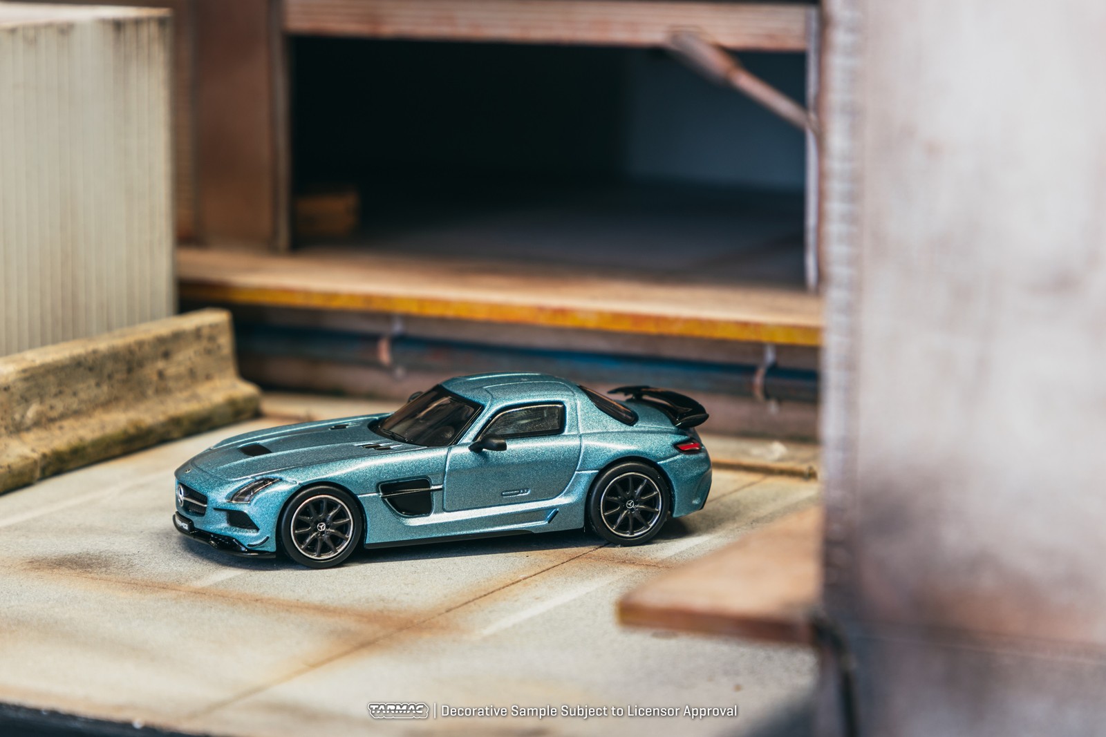 Tarmac Works 1/64 Mercedes-Benz SLS AMG Coupé Black Series