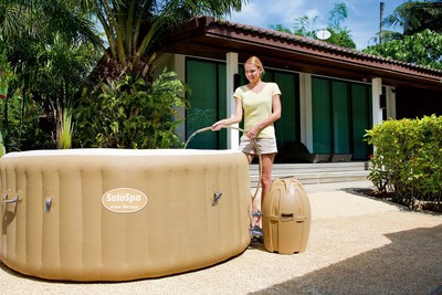 SaluSpa Palm Springs AirJet Inflatable 6-Person Hot Tub