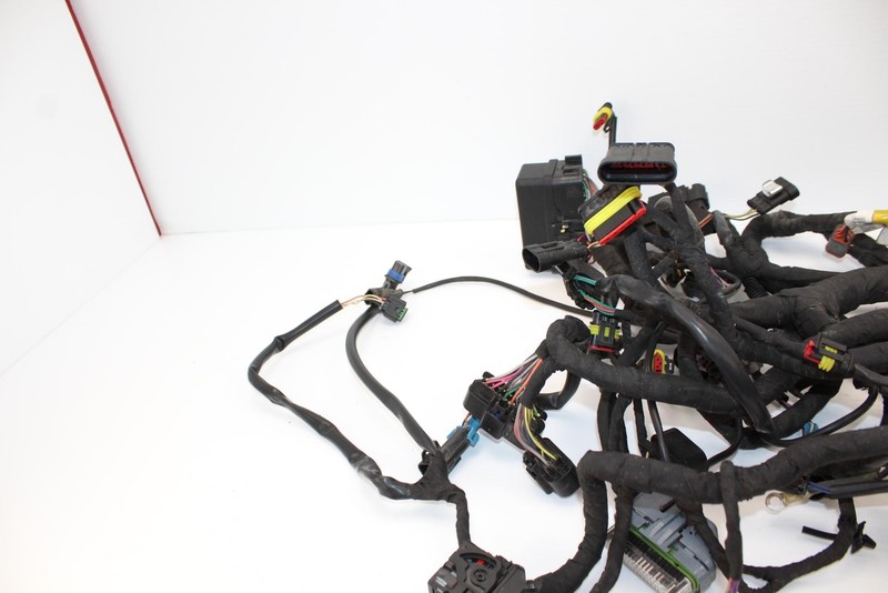 2011 CAN-AM SPYDER RT MAIN ENGINE WIRING HARNESS MOTOR WIRE 710002339
