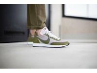 nike tailwind 79 green