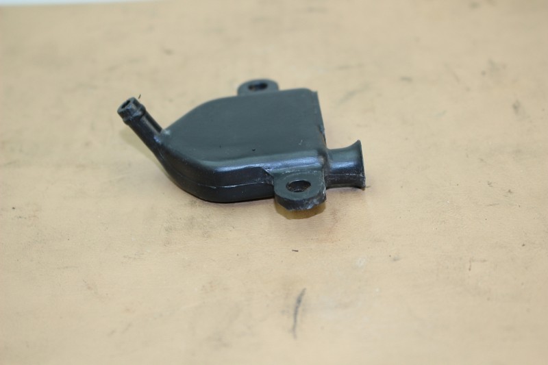 1987 KAWASAKI NINJA ZX750 (#299) BREATHER RECOVER TANK AIR BOX