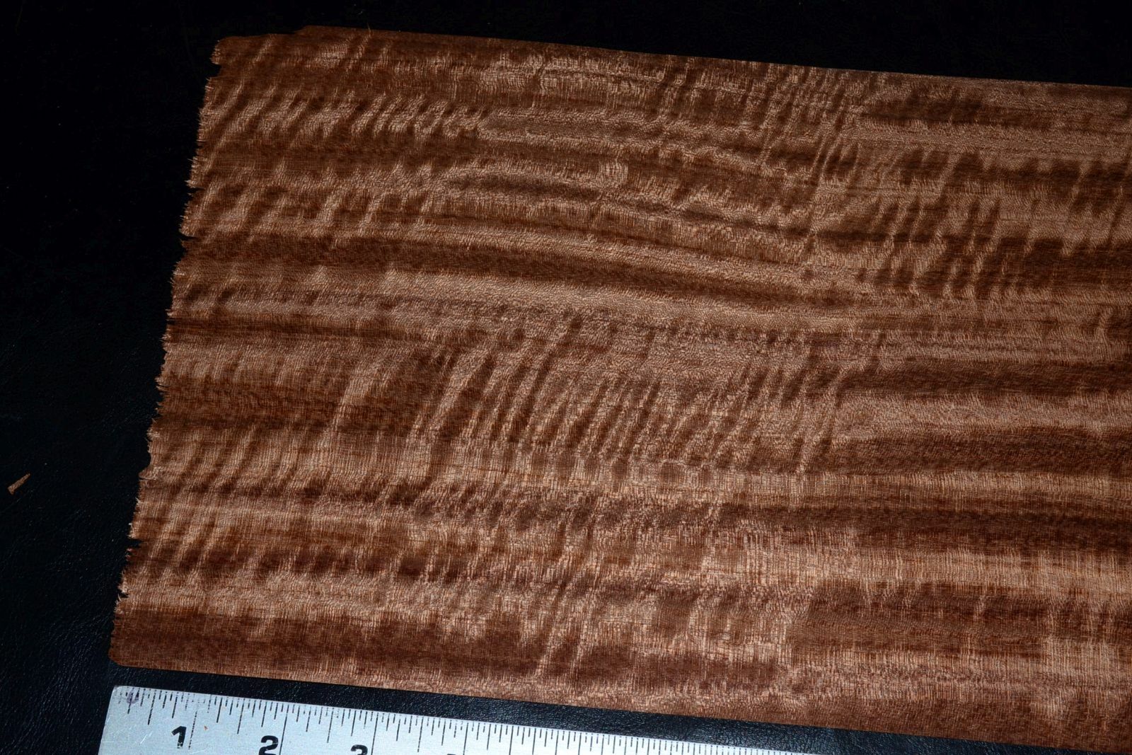 Etimoe Wood Veneer 6 Sheets at 8.5 x 27 inches 1/42nd                   F8636-16