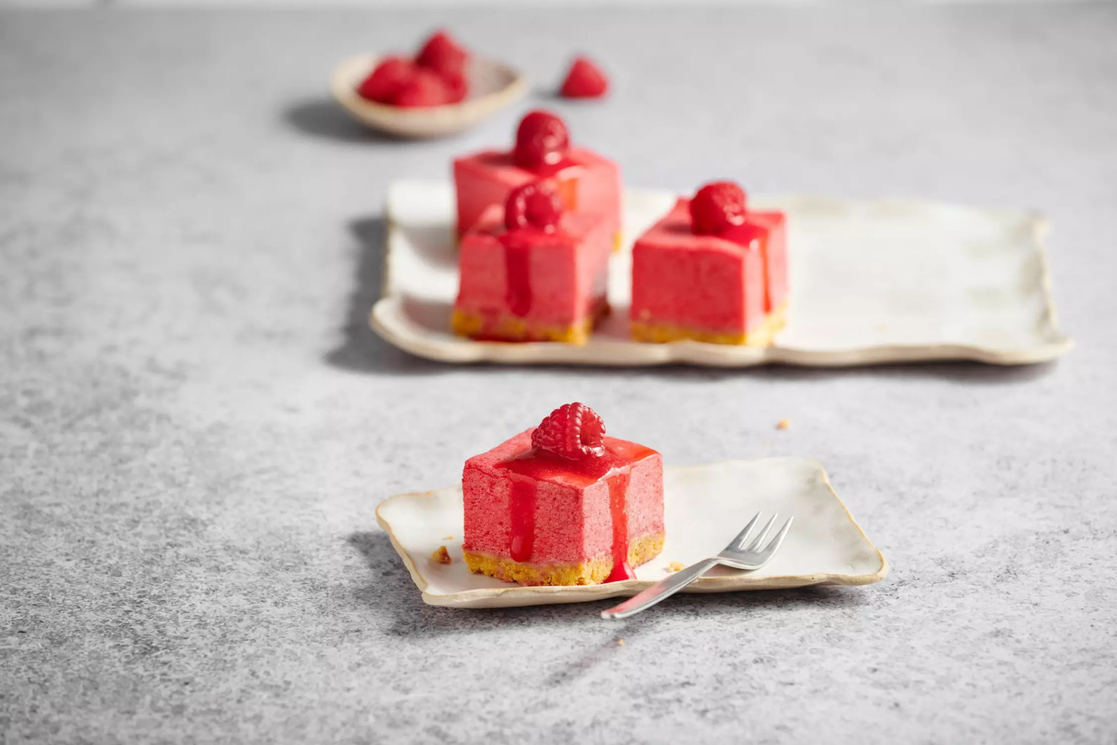 BETTY BOSSI Backbuch Cremige Schnitten Rezeptbuch Dessertbuch + Backform - Bild 3 von 6