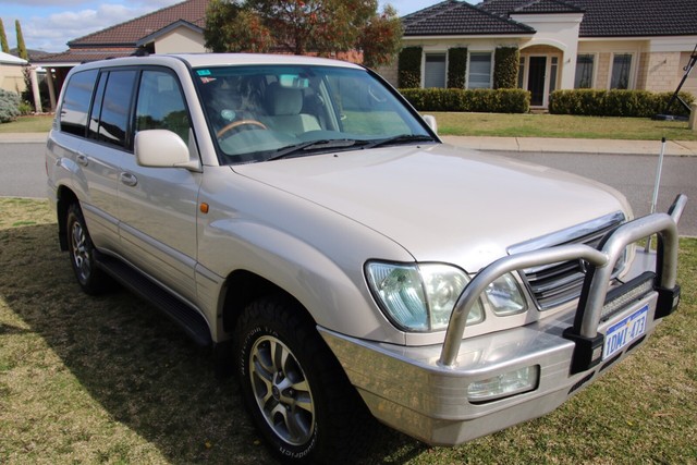 Lexus lx470 2004