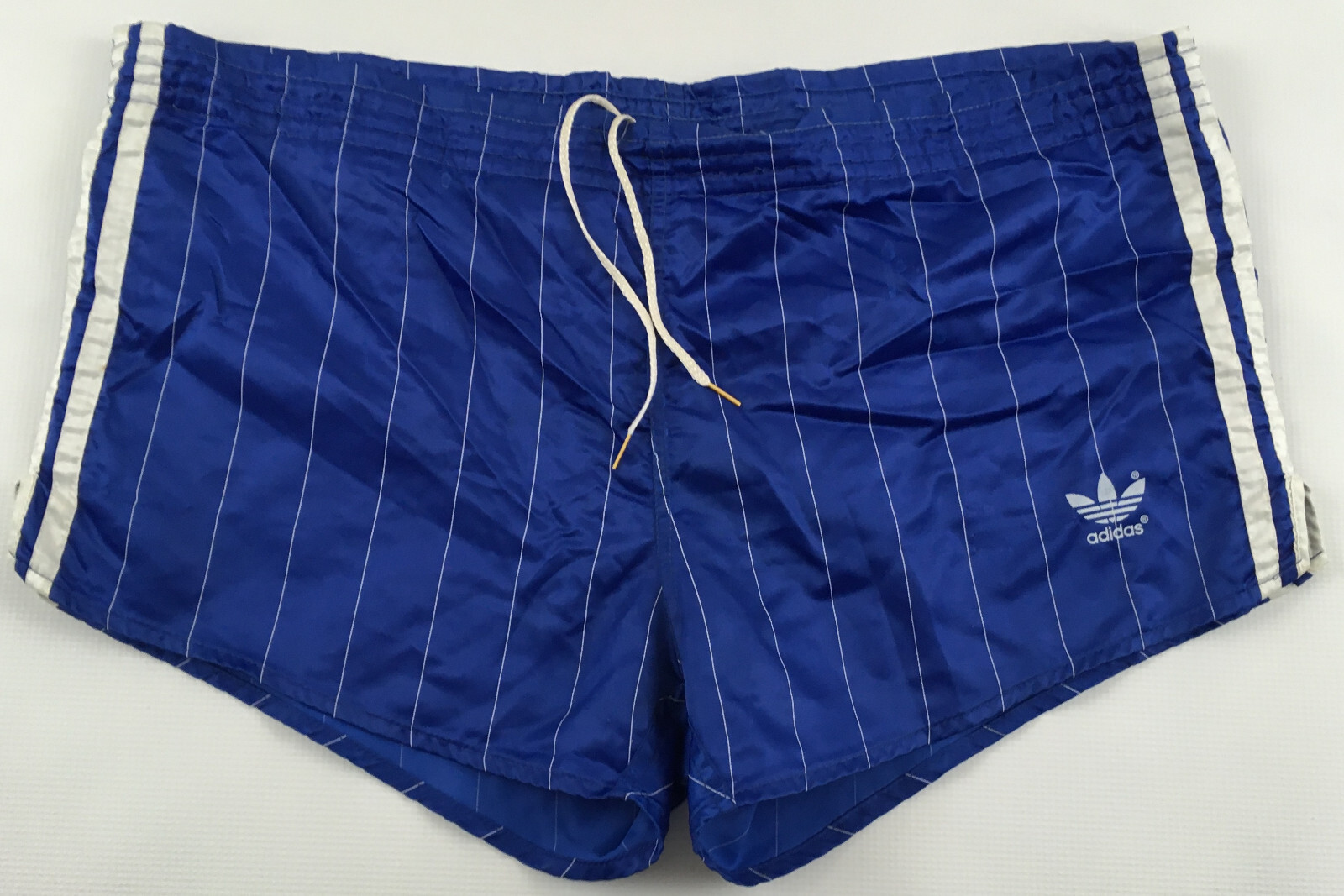 パンツ 1980s vintage DESCENTE adidas shorts Vintage Adidas Trefoil Descente Shorts Japan Black Elastic