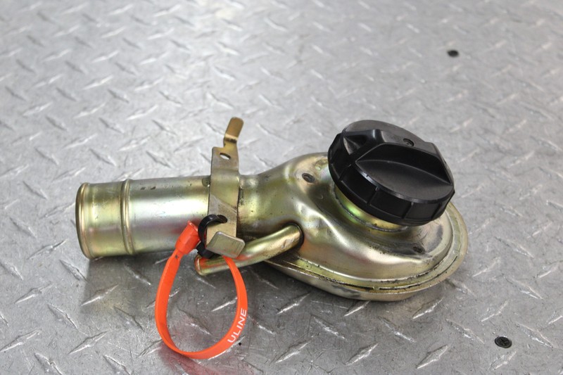 2002 SUZUKI INTRUDER 1500 VL1500 GAS TANK FUEL INLET GAS CAP eBay