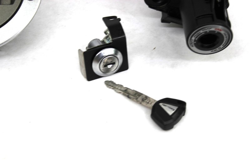 11-15 Kawasaki ZX10R ZX10 Ninja Ignition Lock Gas Cap Seat Set | eBay