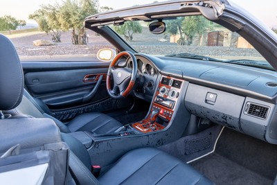 image 4 of interior