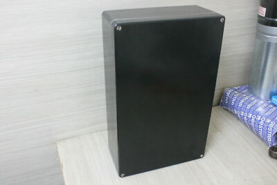 Geh.cpg-400, Polyester Housing Type CP-400 with Cover Screws, IP66/IP67, RAL 700