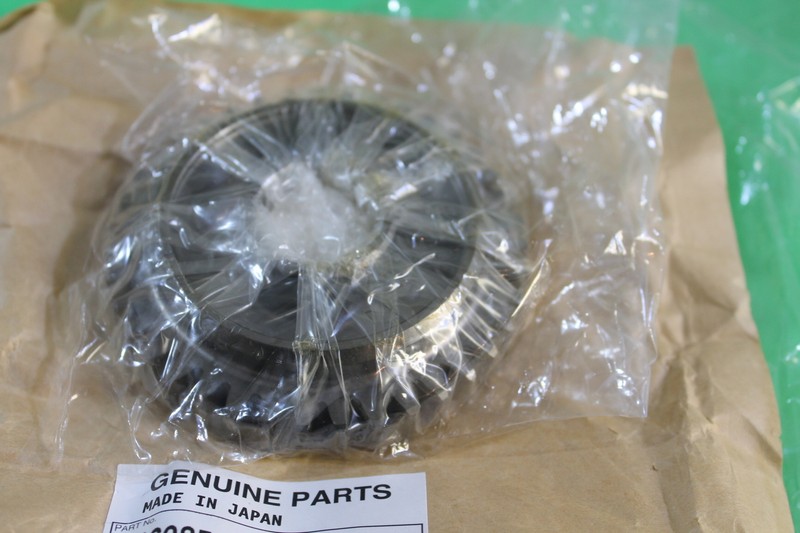 NEW Genuine KAWASAKI NINJA ZX-14R STARTER GEAR 39T OEM