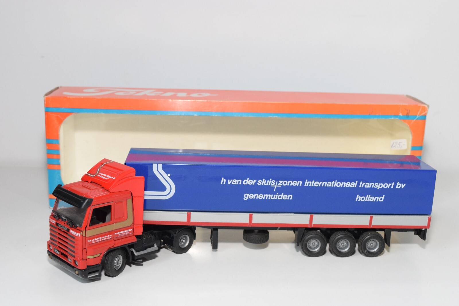 ミニカー 1/50 Tekno SCHMITZ reefer trailer 1/50 Tekno SCHMITZ reefer trailer