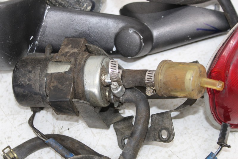 93-01 KAWASAKI NINJA ZX11 PARTS TAILLIGHT FUEL PUMP MIRROR