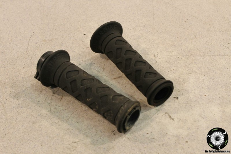 1989 Kawasaki Ninja ZX 1000 89 ZX1000 HANDLEBAR GRIPS GRIP PAIR