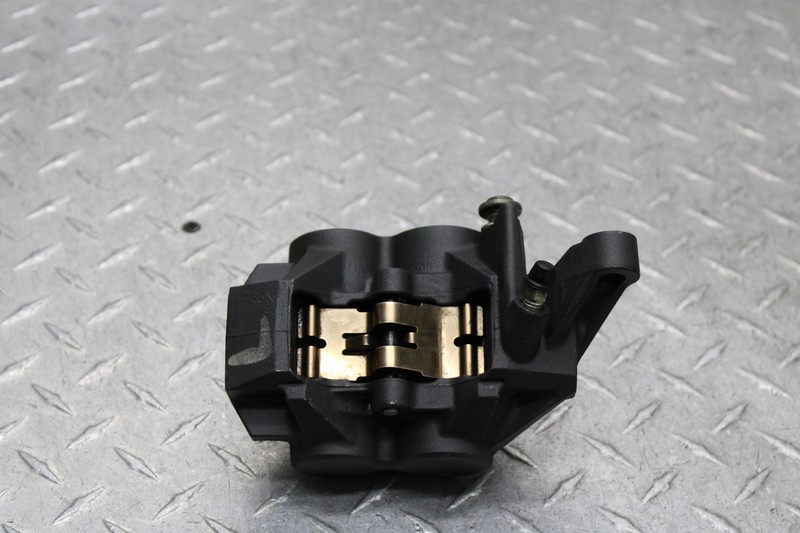 パーツ Yamaha Fz1 2006-2014 original calipers 2006 YAMAHA FZ1 RIGHT FRONT BRAKE CALIPER 2D1-2580U-00-00 | eBay