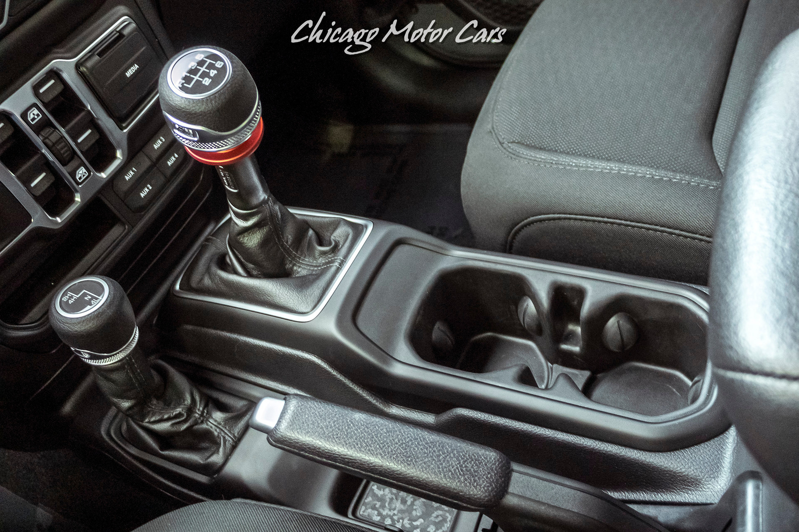 2020 Jeep Gladiator Sport S Crew Cab Only 5k Miles MANUAL Transmission