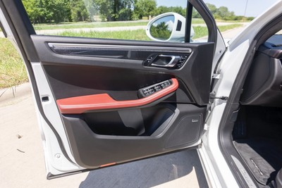 image 9 of interior