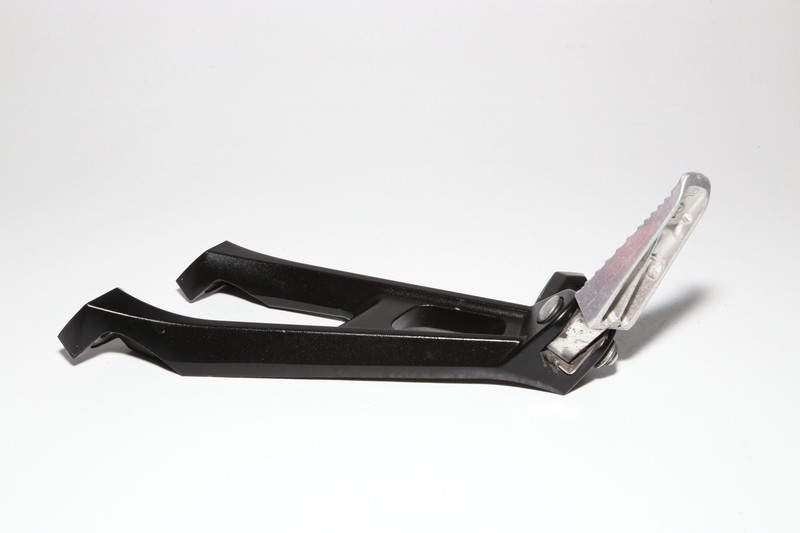 2013 Suzuki Gsxr1000 Left Rear Back Passenger Peg OEM 