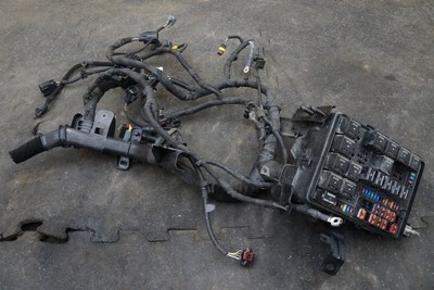 Engine Fuse Box Cable Wire Harness 670008649 OEM Maserati ... maserati gransport fuse box new and used parts 