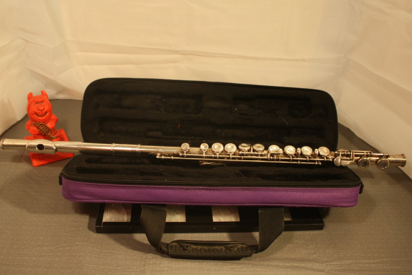 Armstrong Made in USA Model 104 Silverplated Flute - Beginner Closed Hole