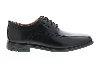 

Clarks Un Kenneth Bicycle Toe Oxford Mens Black Oxfords Plain Toe Shoes 8.5, Черный, Clarks Un Kenneth Bicycle Toe Oxford