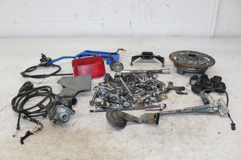 90-93 KAWASAKI NINJA ZX6 ZX600D PARTS AND HARDWARE NUTS BOLTS | eBay