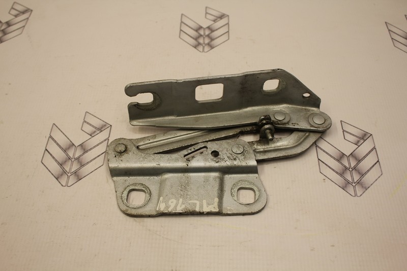 Mercedes-Benz M W164 A251880022 Es740603 11285055