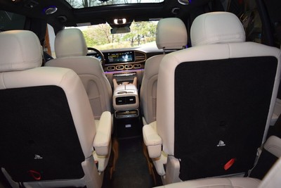 image 11 of interior