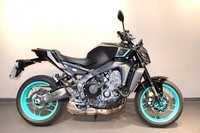 2025 25 Yamaha MT-09 Y-AMT (Yamaha Automated Manual Transmission) Midnight Cyan